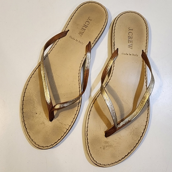 J CREW Golden  leather Thong Sandals size 8 - Picture 1 of 7